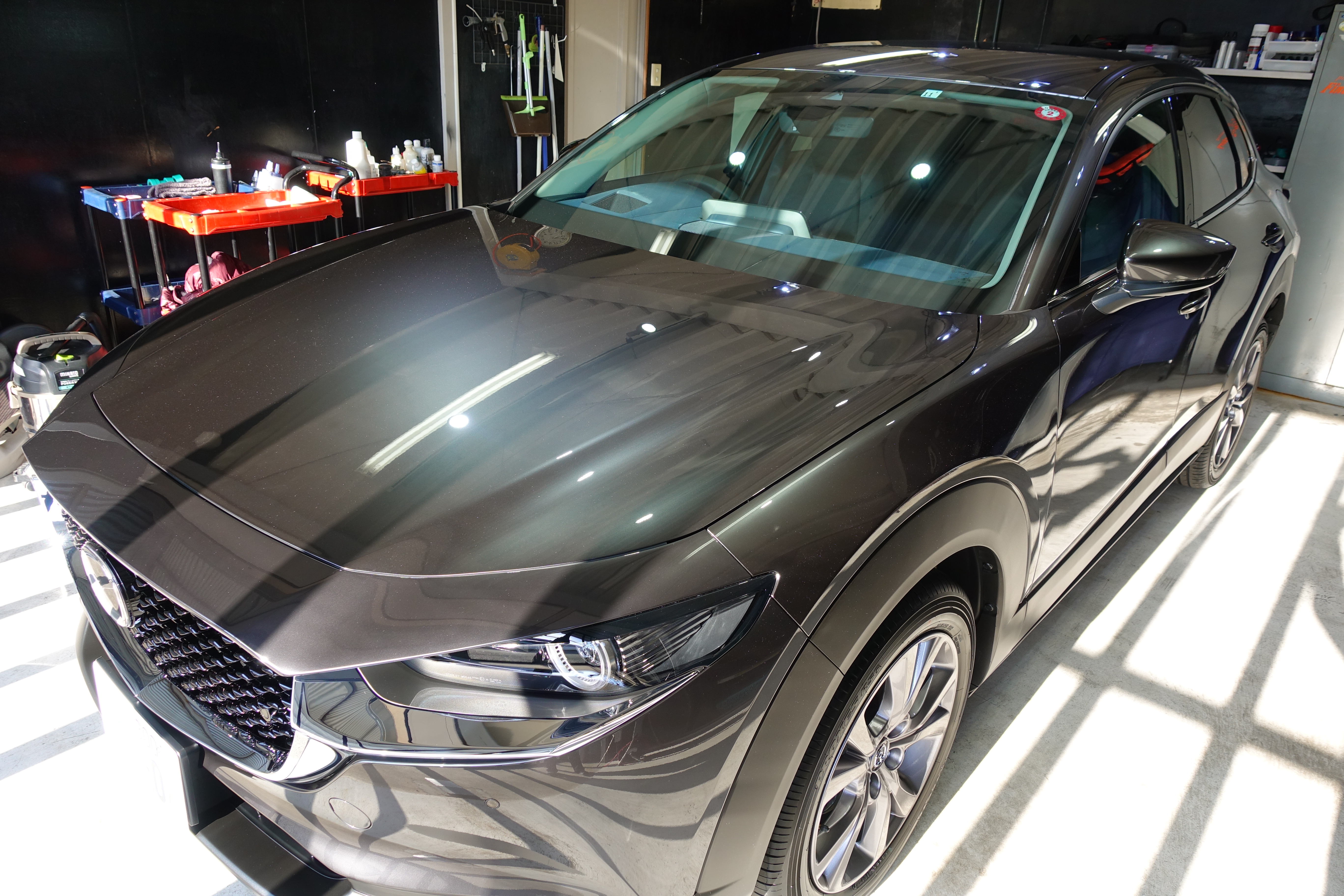 新車 Mazda Cx 30へガラスコーティング施工 宮崎のカーコーティング専門店